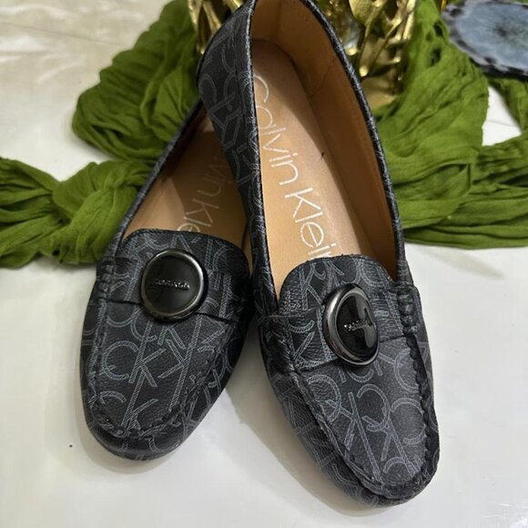 Calvin Klein Women Leana Loafer Black Logo Leather Slip On Casual Comfort Flat - Picture 1 of 4